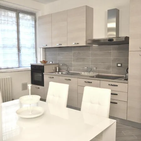 Cozy Flat 150m2 Large - Navigli Heart Of Art Apartment